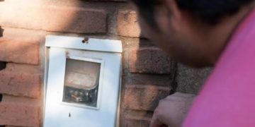 Confirmaron aumento en la tarifa de luz: será del 13,6% en forma escalonada