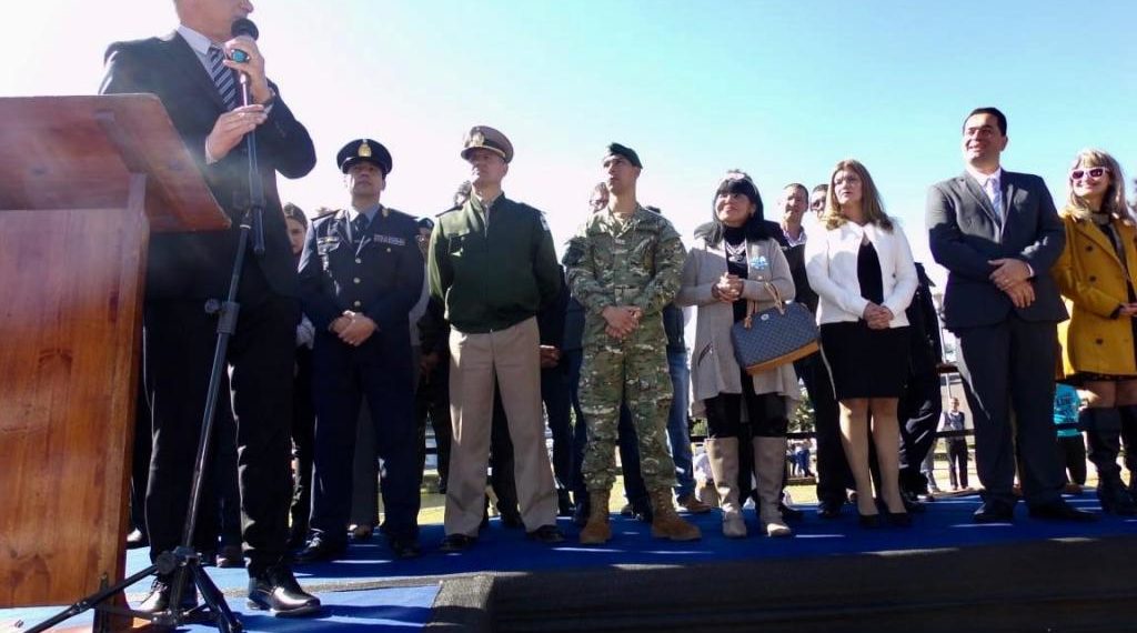 Carlos Arce encabezó el acto celebración de los 98 años de Bernardo de Irigoyen
