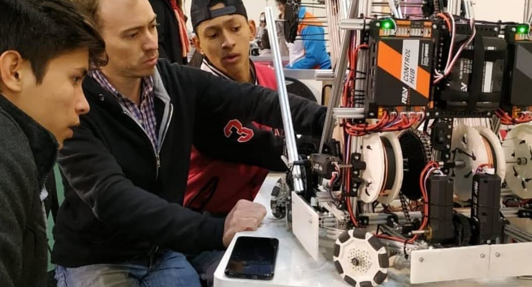 Misioneros compiten en Buenos Aires para llegar al Mundial de Robótica en en Emiratos Árabes Unidos