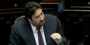 Maurice Closs presentó un proyecto para eliminar las PASO