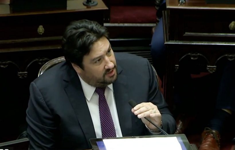 Maurice Closs presentó un proyecto para eliminar las PASO