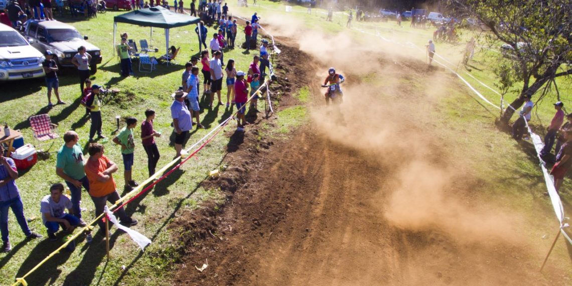 Este domingo llega el súper Enduro Cross a la localidad de Arroyo del Medio