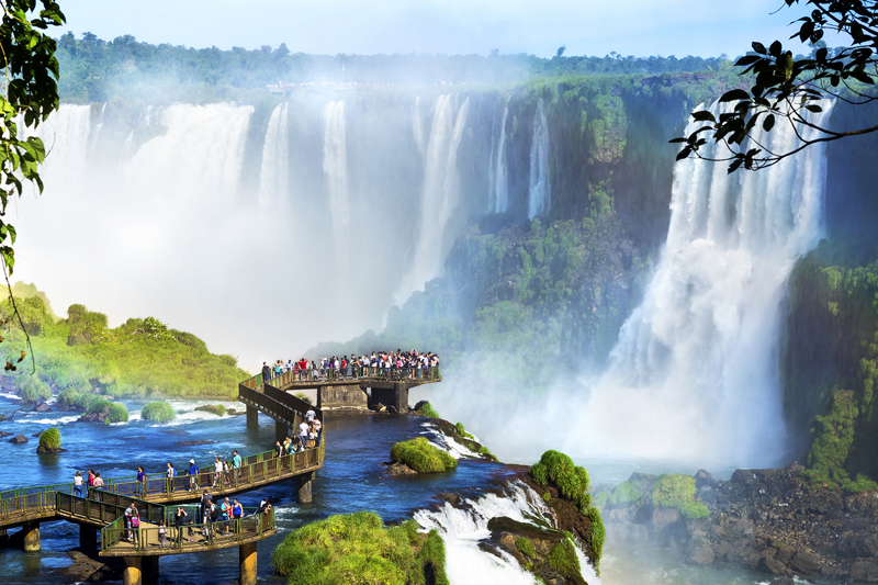 Iguazú se ubicó en el ranking de los cinco destinos más elegidos en el último fin de semana largo