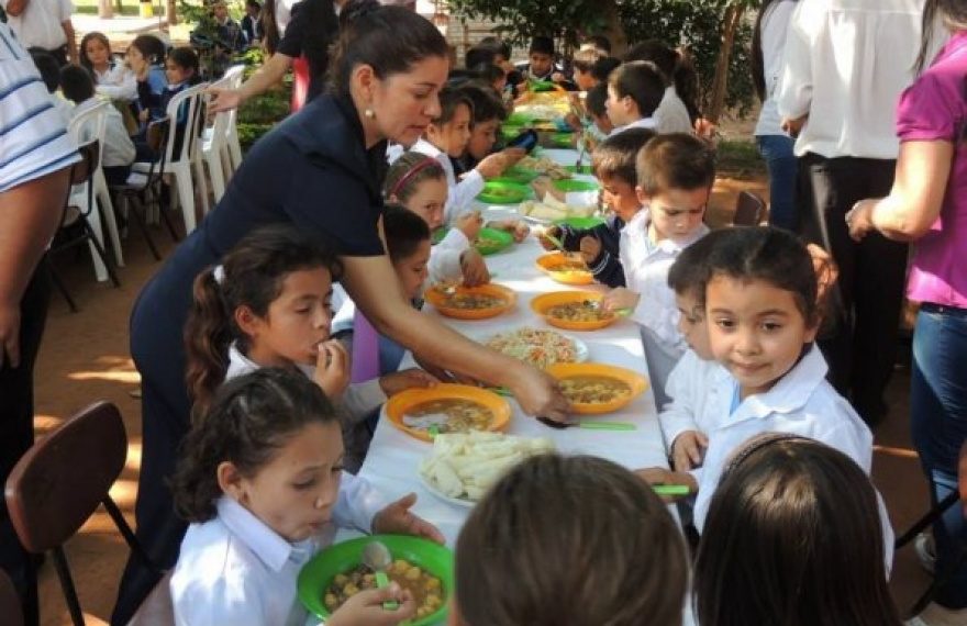 Misiones aumenta un 20% la partida destinada para los comedores escolares