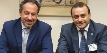 Herrera con el BID para financiar producción, industria y educación robótica