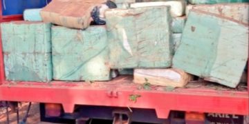Incautaron un camión repleto de marihuana en paraje Cuatro Bocas