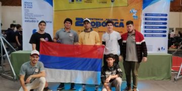 Alumnos de la Escuela de Robótica compitieron en La Pampa