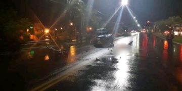 Posadas: un motociclista murió tras chocar con una camioneta