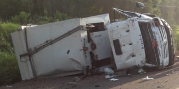 Tragedia en Eldorado: dos muertos tras el vuelco de un camión en la ruta 17