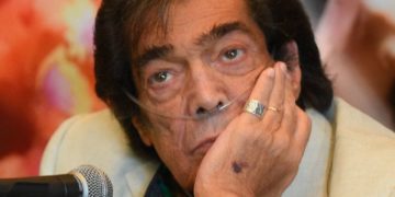 Murió Cacho Castaña