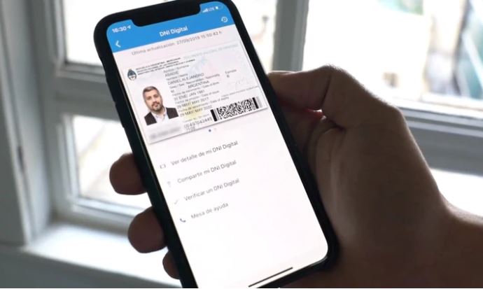 Lanzaron una versión digital del DNI para llevar en el celular: cómo es el trámite