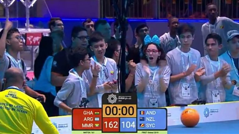 Histórico: Argentina pasó a los Play Off entre los mejores 32 del mundial de Robótica