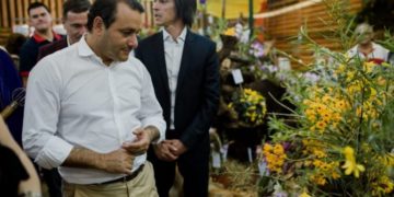 Herrera Ahuad abrió la Fiesta de la Flor y ratificó su pedido de acompañamiento con el voto a la Renovación