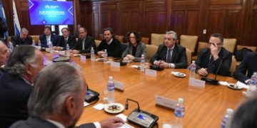 Alberto Fernández: “En la Argentina hay que poner a la industria de pie”