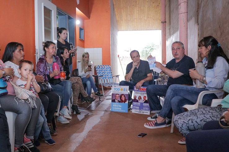 “Es momento de torcer el rumbo”, dijo Passalacqua al pedir el voto para Fernández y candidatos de la Renovación