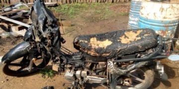 Apóstoles: le detuvieron por incendiar la motocicleta de su ex pareja e intentar agredirla