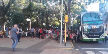 Tras acuerdo, tareferos levantaron el acampe de la Plaza 9 de Julio