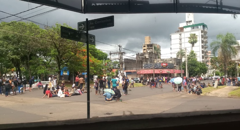 La policía detuvo a los manifestantes que agredieron a automovilista en Posadas