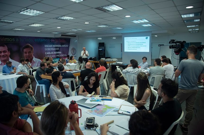 Jóvenes profesionales aportaron ideas para  un  nuevo modelo urbanístico de Posadas