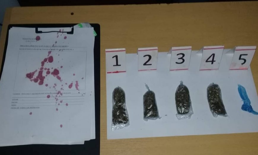 Aristóbulo del Valle: lo sorprendieron intentando robar y en su poder tenía marihuana