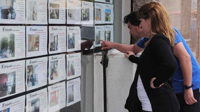 Por la crisis, un 26% de inquilinos volvió a vivir a la casa de sus padres