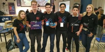 Gran desempeño de la Escuela de Robótica en la competencia de Programación y Robótica Makex