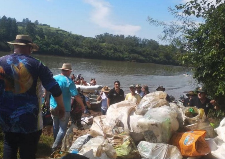 Realizarán nueva limpieza del río Uruguay en la zona de El Soberbio