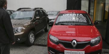 Por la Ley de Emergencia, podrían congelar cuotas de planes de ahorro para autos