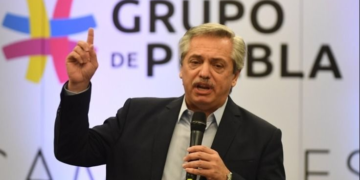 Alberto Fernández prepara un plan de trabajo popular para crear 4 millones de empleos
