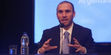 Guzmán dijo que Argentina está en virtual default y lanza un plan integral para tranquilizar economía
