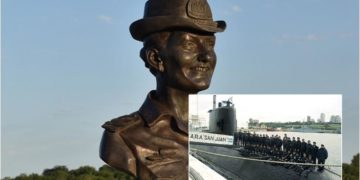 La submarinista Eliana María Krawczyk quedó inmortalizada en bronce en el puerto homónimo de Posadas