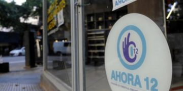 Buscan que el Ahora 12 tenga tasa cero para recomponer el consumo