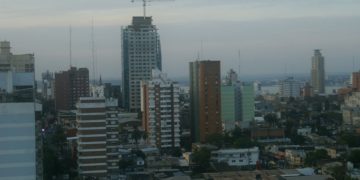 Jueves caluroso, con probabilidad de lluvias