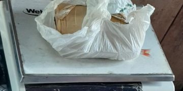Garuhapé: limpiaba la habitación de su hijo y encontró un ladrillo de marihuana