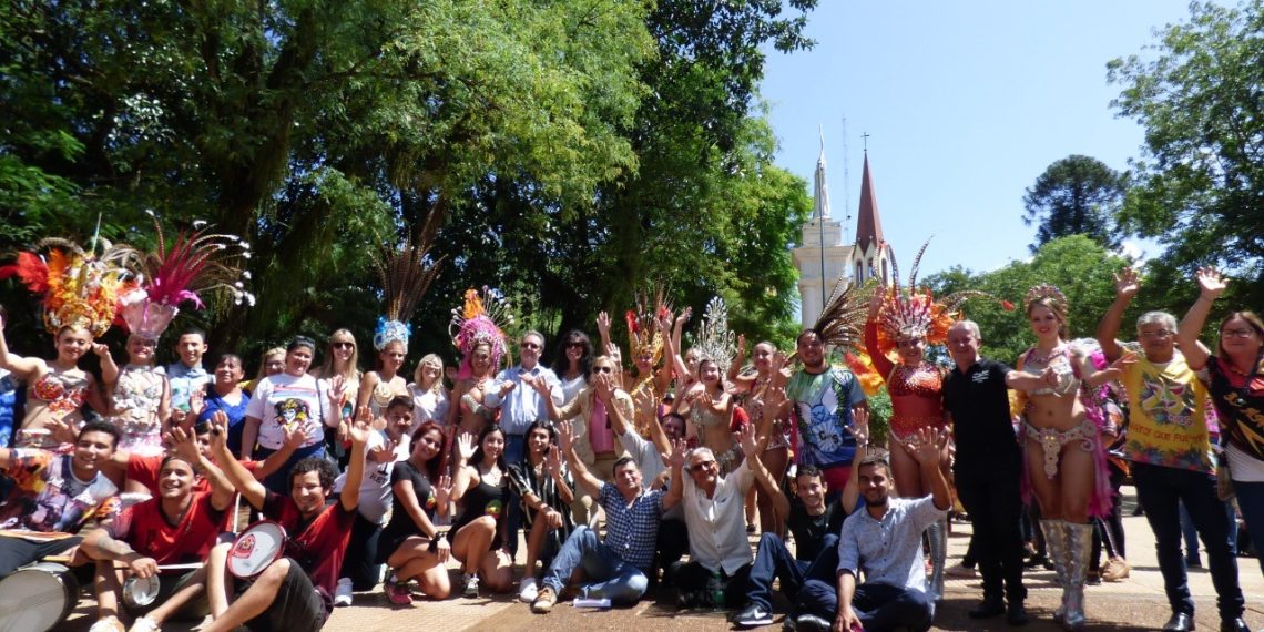 Posadas dijo presente en el lanzamiento de los Carnavales Misioneros 2020