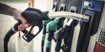 En febrero aumentaría el precio de los combustibles