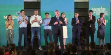 Fernández lanzó el programa “Argentina Unida por Educación y Trabajo”