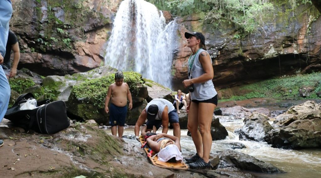 Trabajan seguridad y evacuaciones ante eventuales accidentes en salto Berrondo