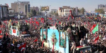 Una estampida en el funeral de Qassem Soleimani dejó al menos 32 muertos y más de 100 heridos