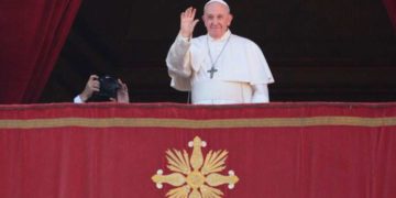 El papa Francisco pidió “disculpas” por el manotazo que le pegó a una fiel en Plaza San Pedro