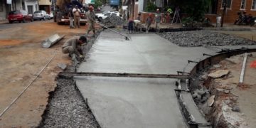 Continúan los trabajos de readecuación de corredores del transporte urbano