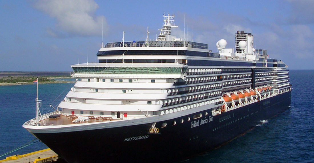 Un segundo crucero sospechado de contener un brote de coronavirus fue rechazado por cinco puertos y se encuentra a la deriva