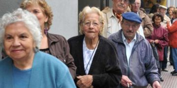 Oficializan el aumento de hasta 13% para las jubilaciones a partir de marzo