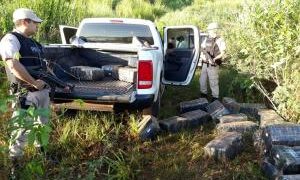 Tras dos procedimientos en Misiones y Corrientes, Prefectura incautó más de una tonelada de marihuana