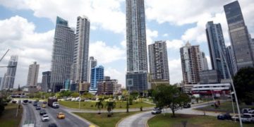 La Unión Europea agregó cuatro paraísos fiscales a su lista negra