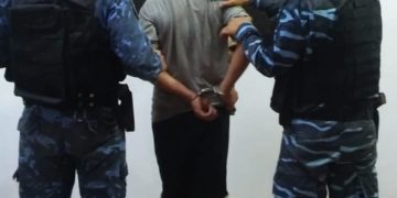Posadas: lo sorprendieron violentando las puertas de un automóvil y terminó detenido