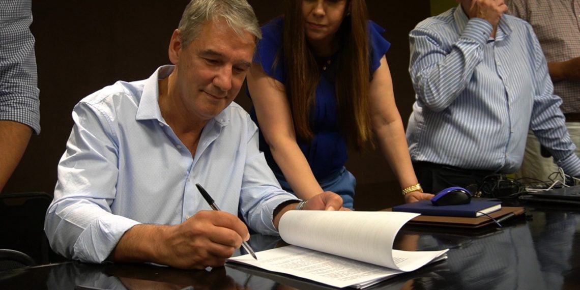Misiones cerró las paritarias docentes con un aumento de un 20 por ciento al básico