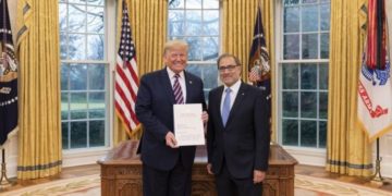 Trump prometió colaborar con la renegociación de la deuda argentina