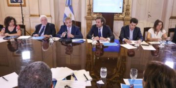 Será obligatoria la cuarentena para quienes viajen a países afectados por el coronavirus