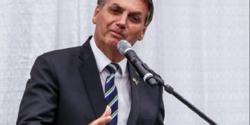 Bolsonaro se quedó sin cuenta de Twitter por promover la ruptura de la cuarentena